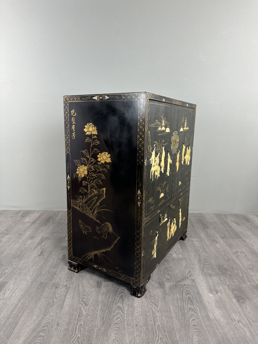 Chinese Cabinet In Black Lacquer With Hand-painted Decoration, 20th Century-photo-7