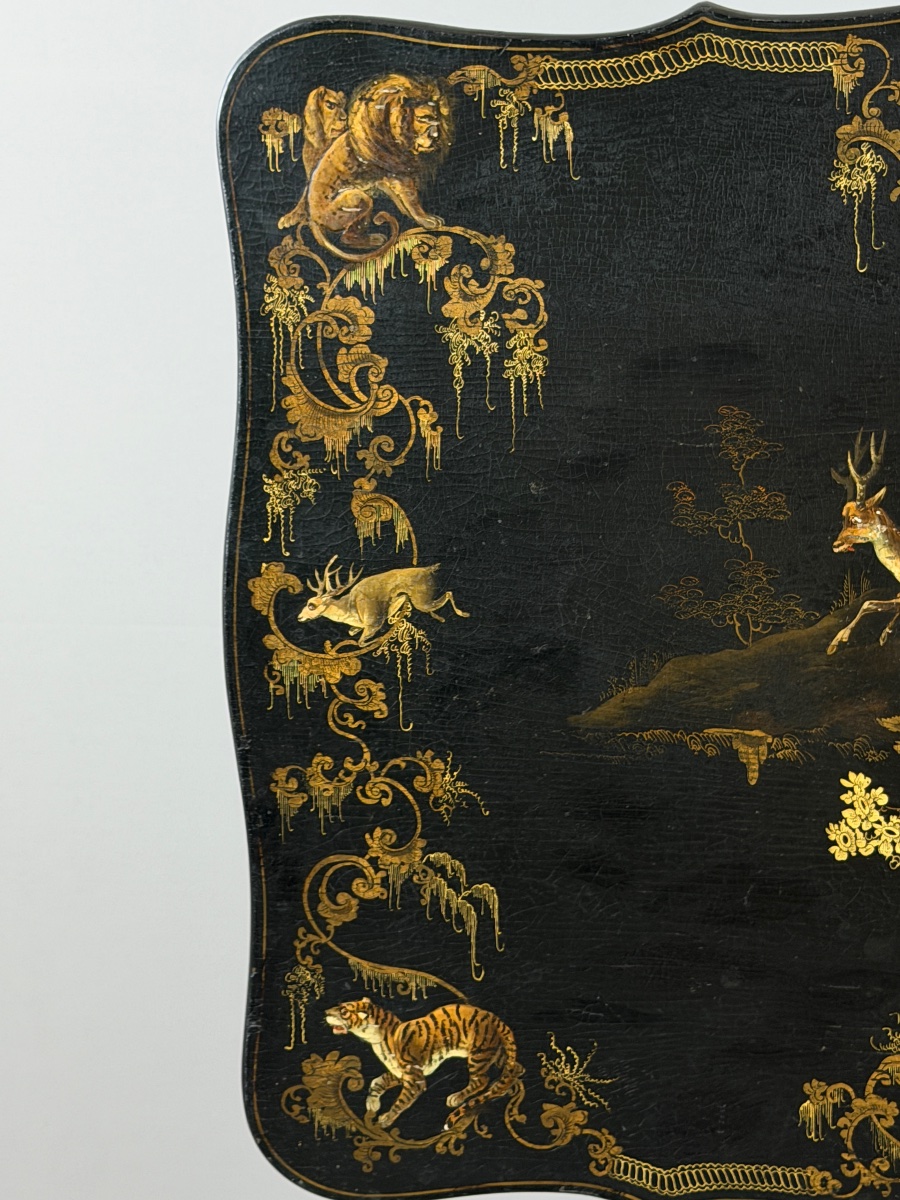 Table pliante Napoléon III en bois laqué noir et décor doré, XIXe siècle-photo-2