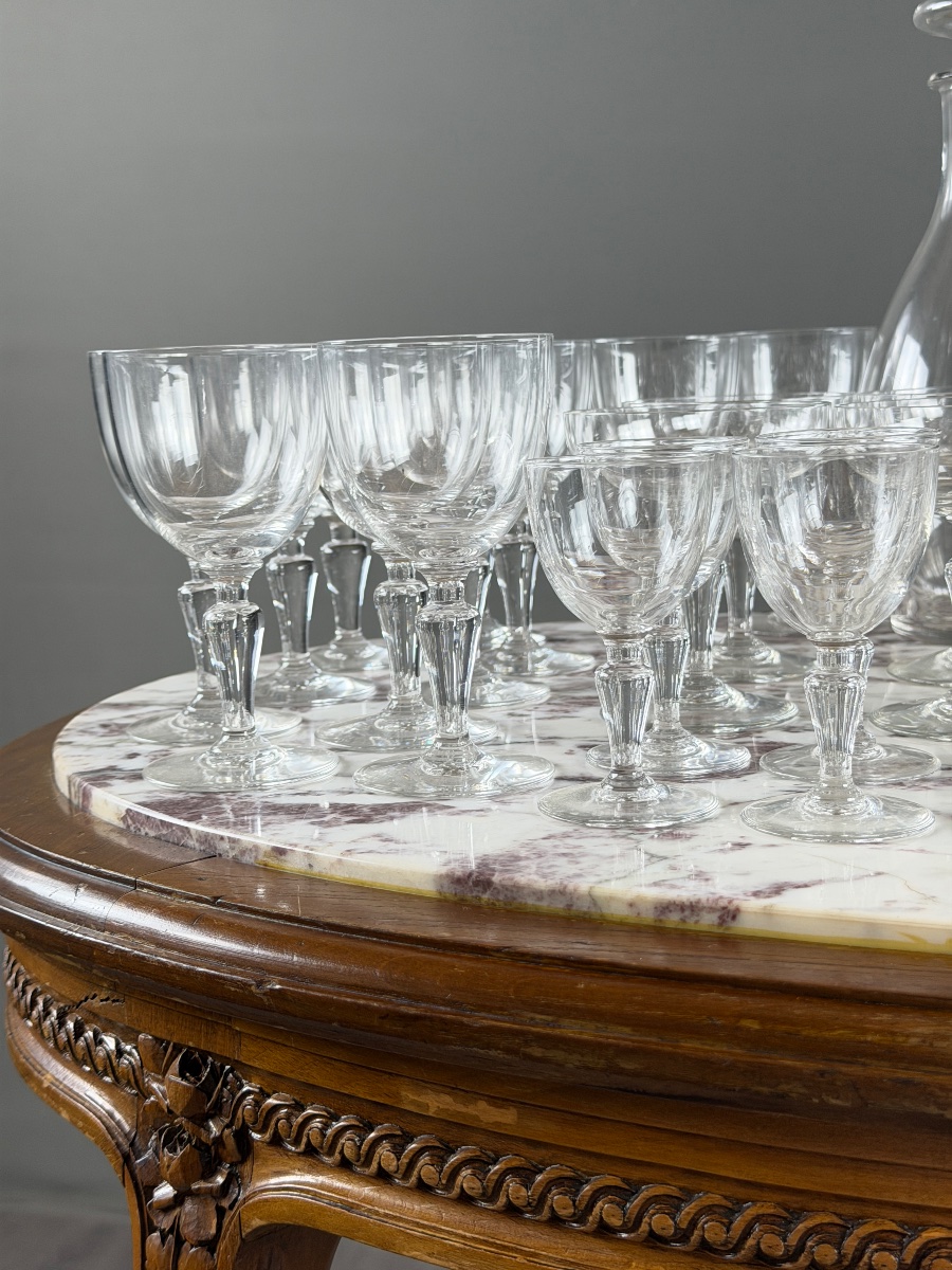 Important 43-piece Baccarat Crystal Glassware Set, 20th Century-photo-1
