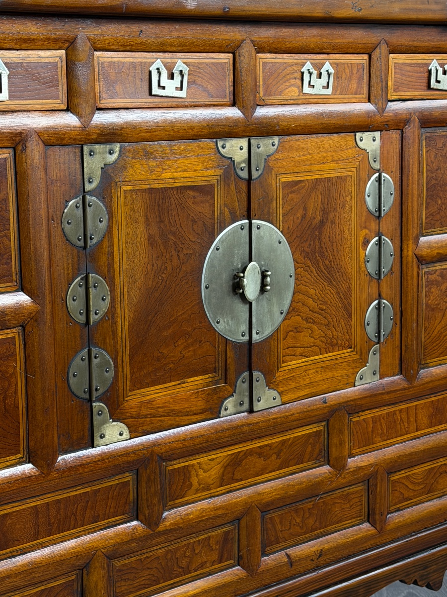 Asian Solid-wood Cabinet, 19th Century-photo-1
