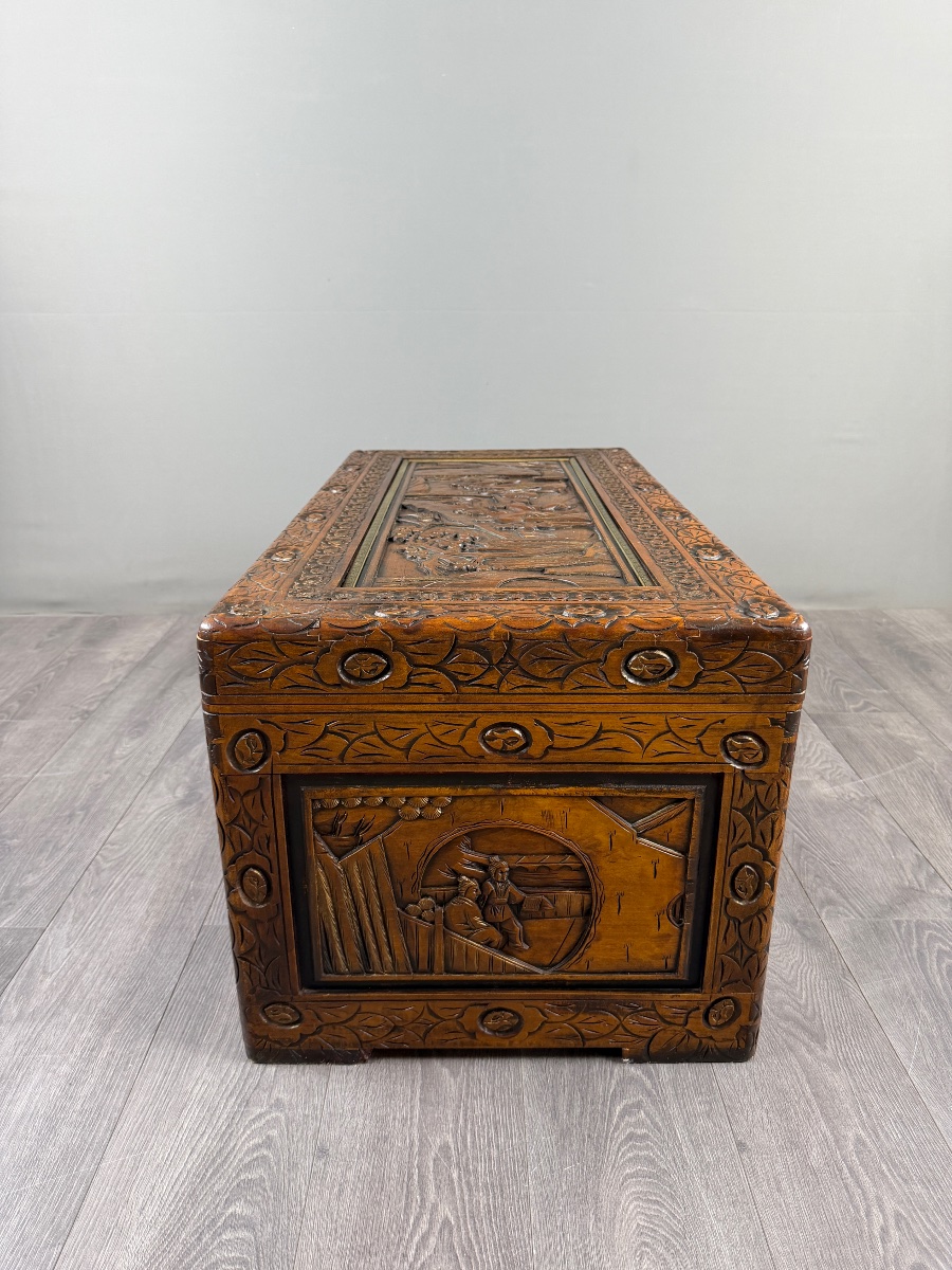 Asian Carved Wooden Chest, 20th Century-photo-4