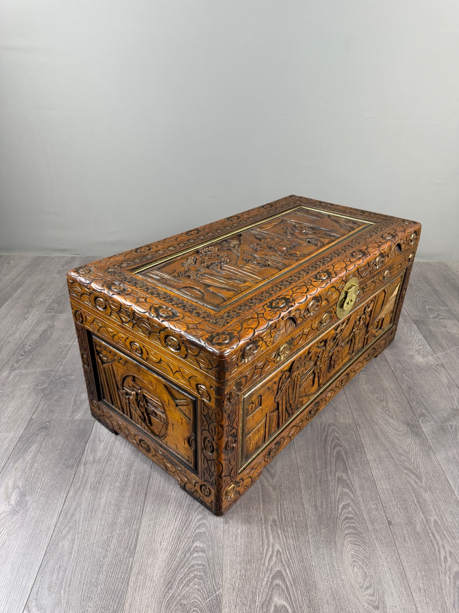 Asian Carved Wooden Chest, 20th Century-photo-4