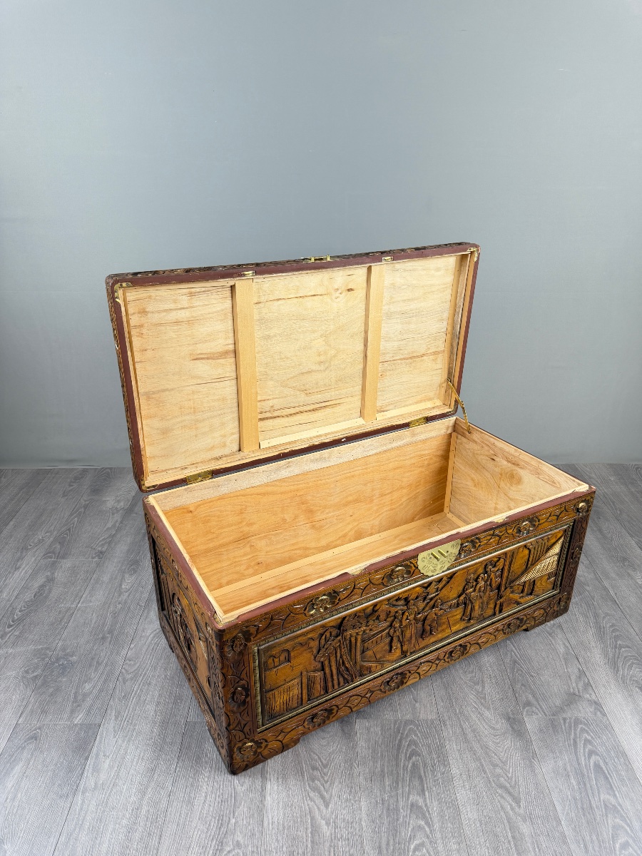 Asian Carved Wooden Chest, 20th Century-photo-8