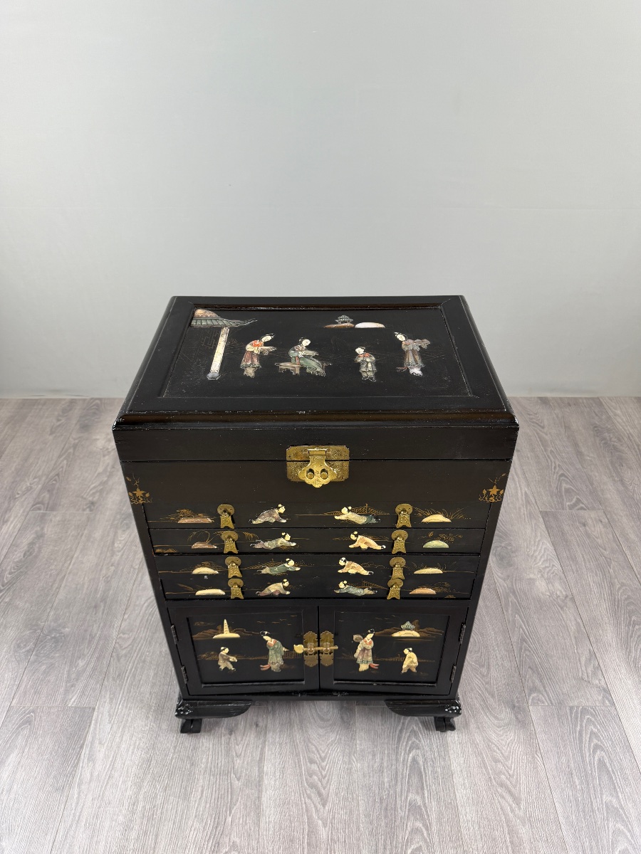 Cabinet chinois en laque noire, XIXe siècle-photo-6