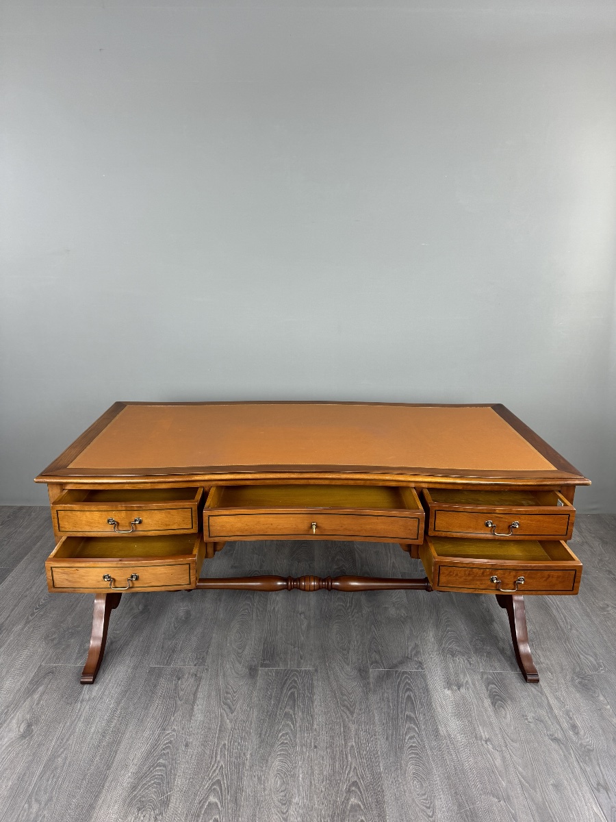 Flat Mahogany Desk In The English Style, 20th Century-photo-6