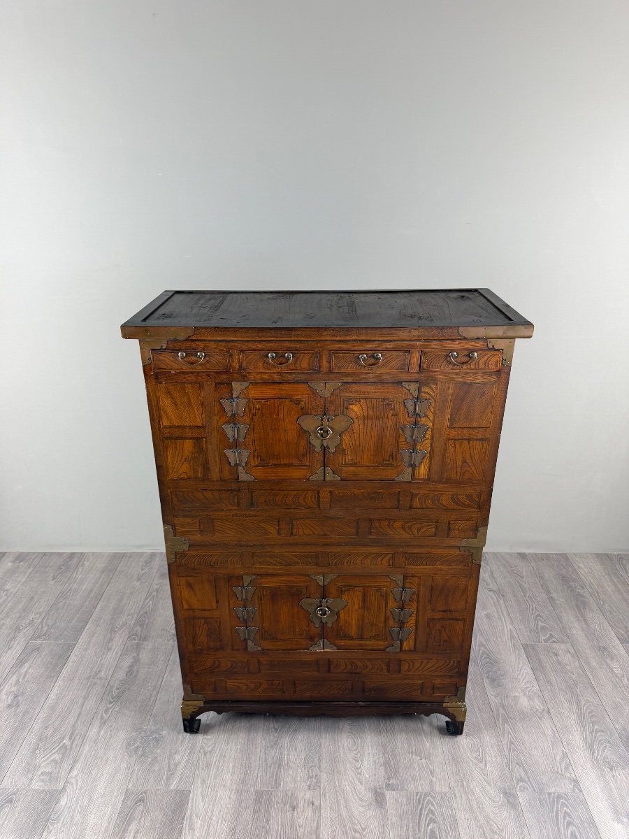 Cabinet coréen  à deux corps, XXe siècle-photo-1