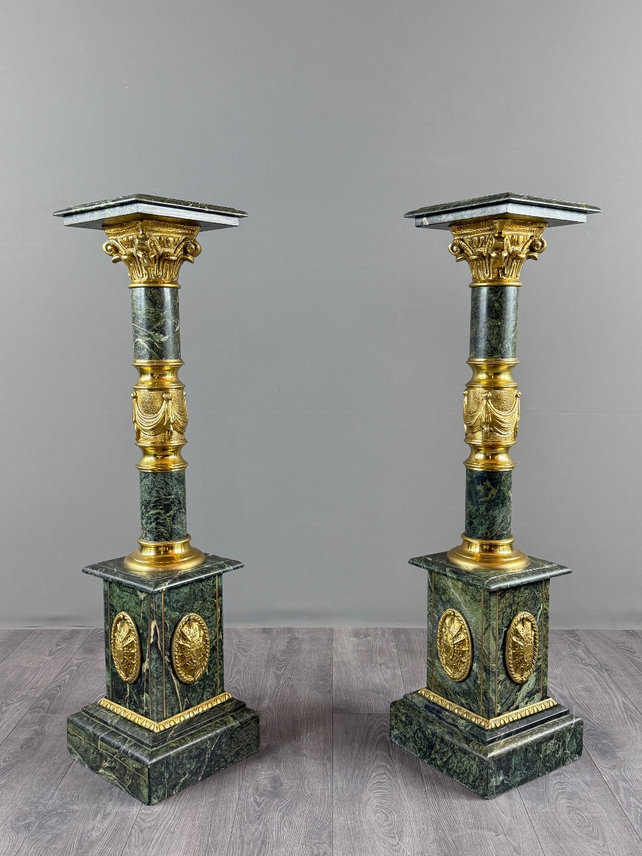 Paire de colonnes en marbre vert, bronze doré et laiton doré, XXe Siècle-photo-2