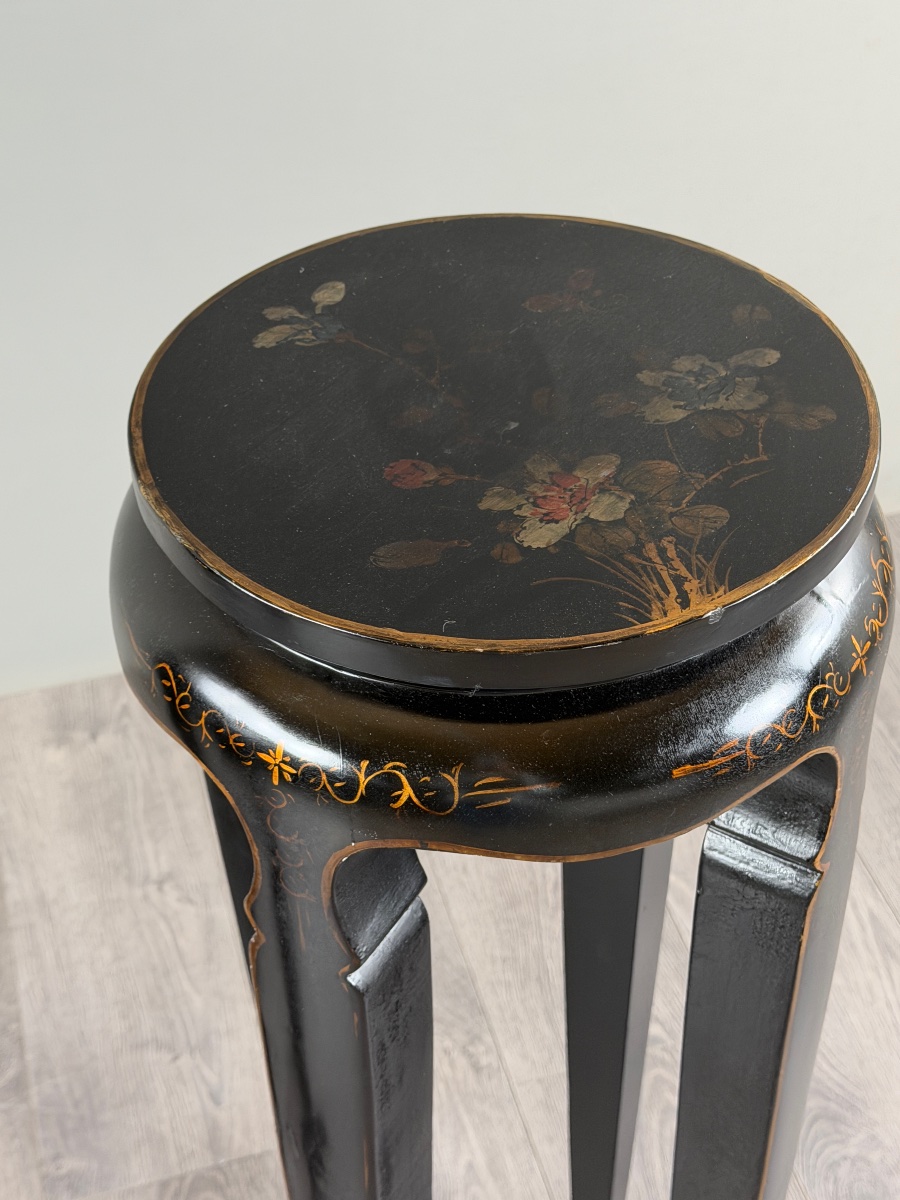 Pair Of Tall, Japanese-style Stools Made Of Black-lacquered Wood, 20th Century-photo-3