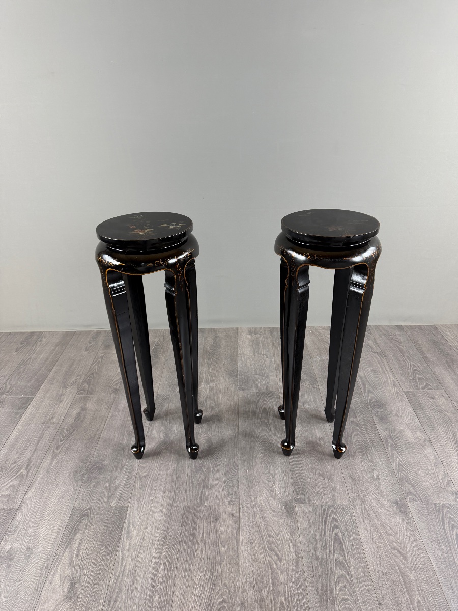 Pair Of Tall, Japanese-style Stools Made Of Black-lacquered Wood, 20th Century-photo-5