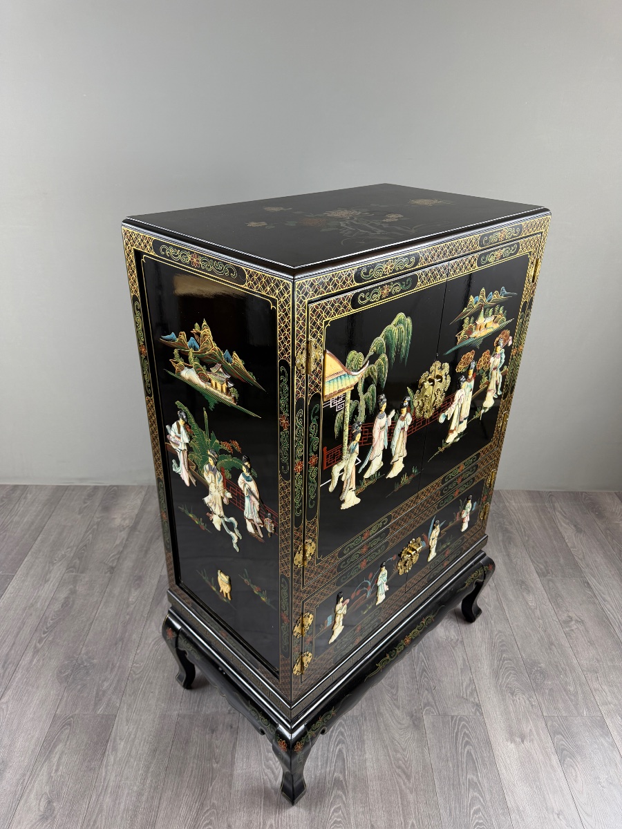 Cabinet chinois en bois laqué noir et décor polychrome , XXe siècle-photo-3