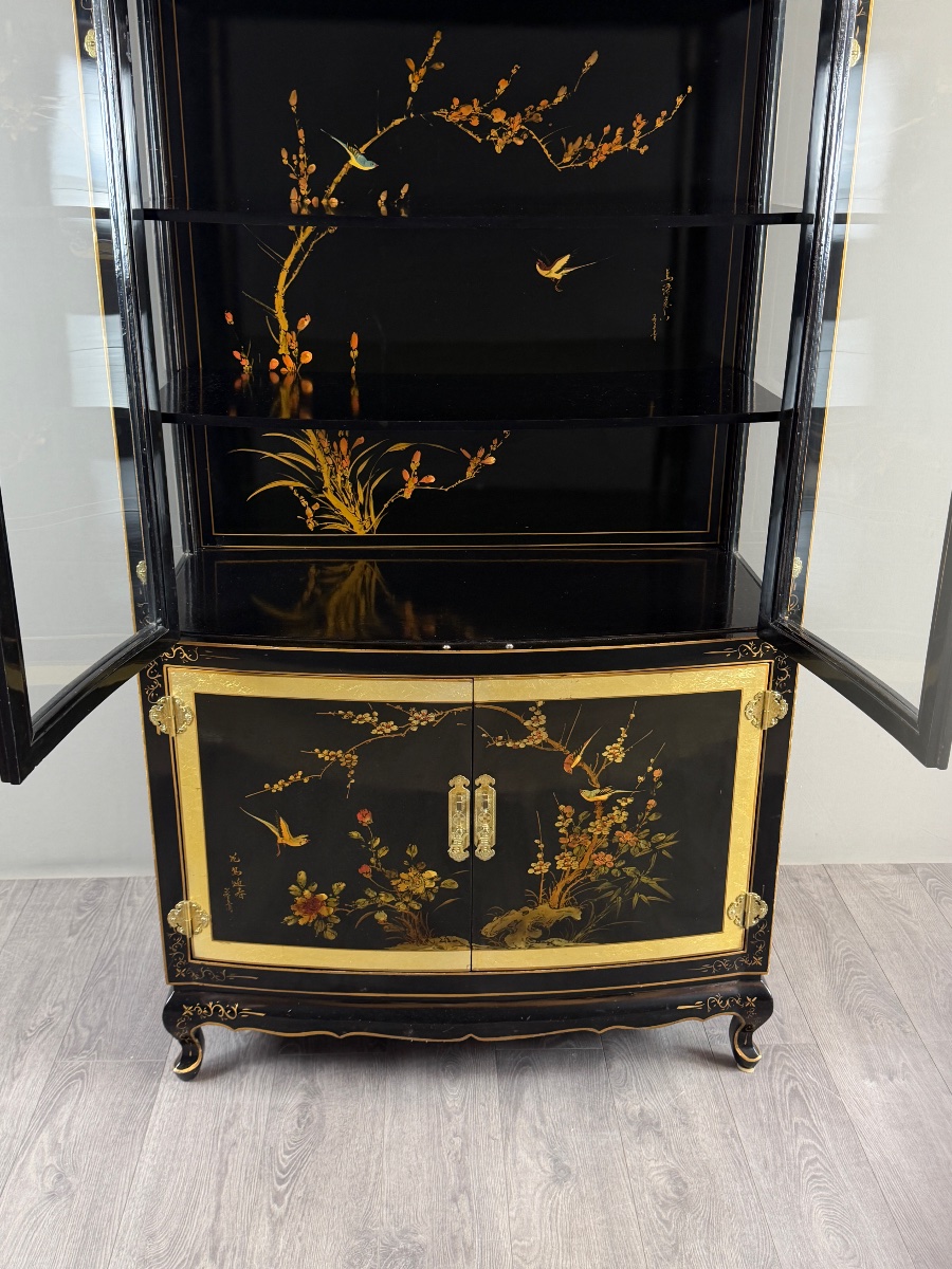 Vitrine chinoise en bois laqué noir à décor polychrome, XXe Siècle-photo-7