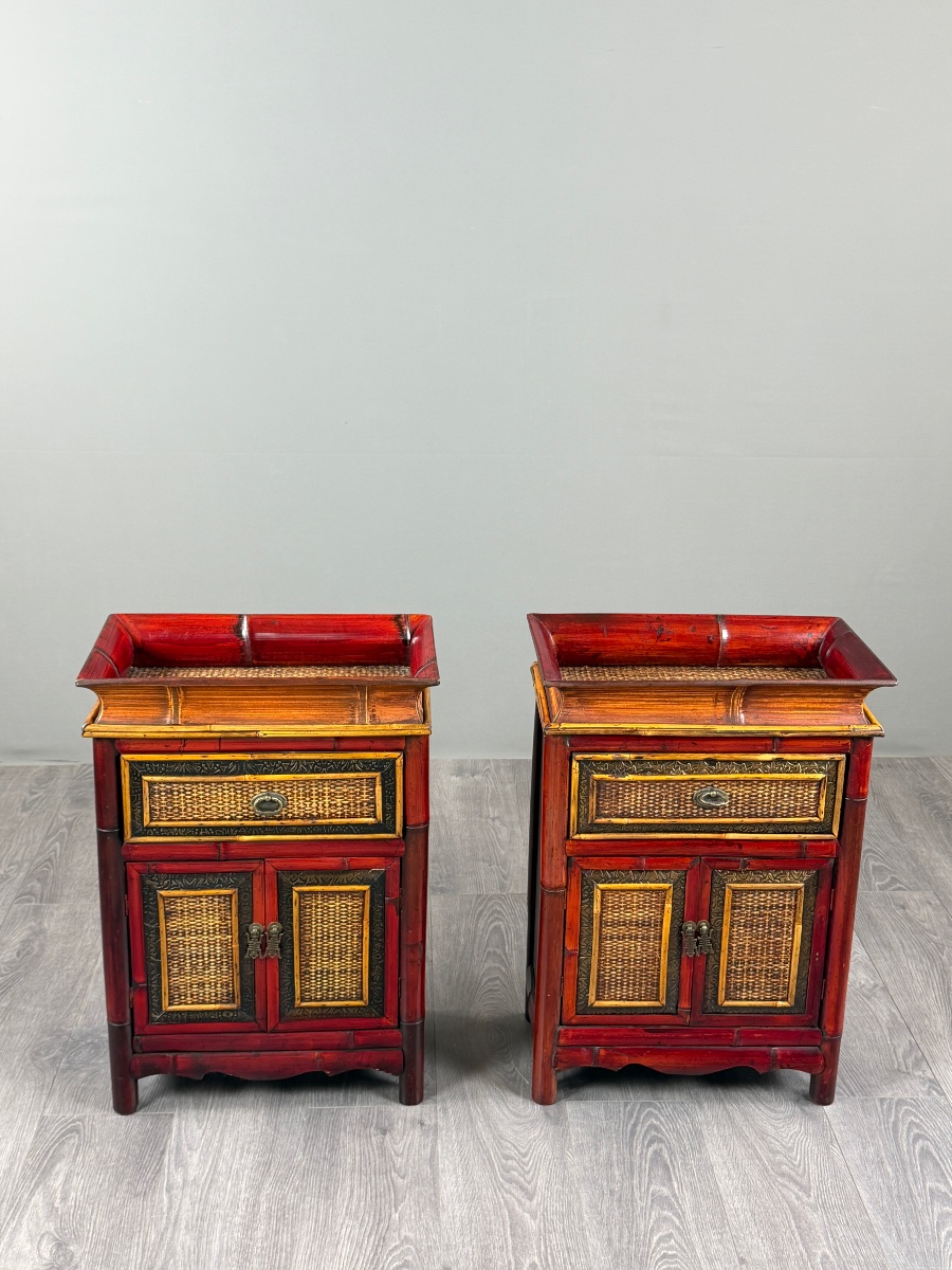 Pair Of Chinese Painted Wooden Nightstands, 20th Century-photo-3