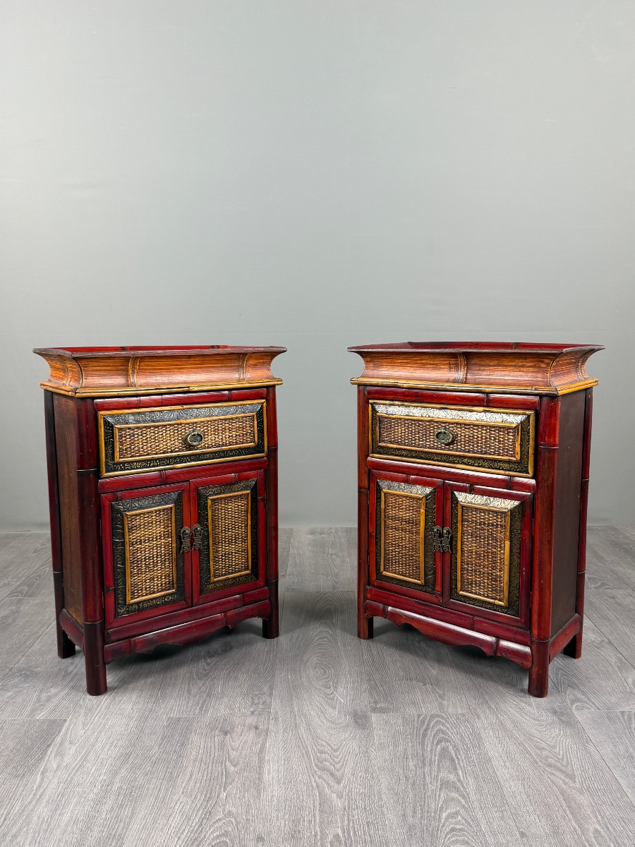 Pair Of Chinese Painted Wooden Nightstands, 20th Century-photo-4