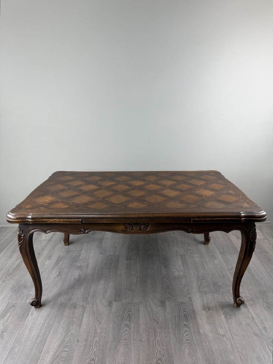 Louis XV-style Dining Table, 20th Century