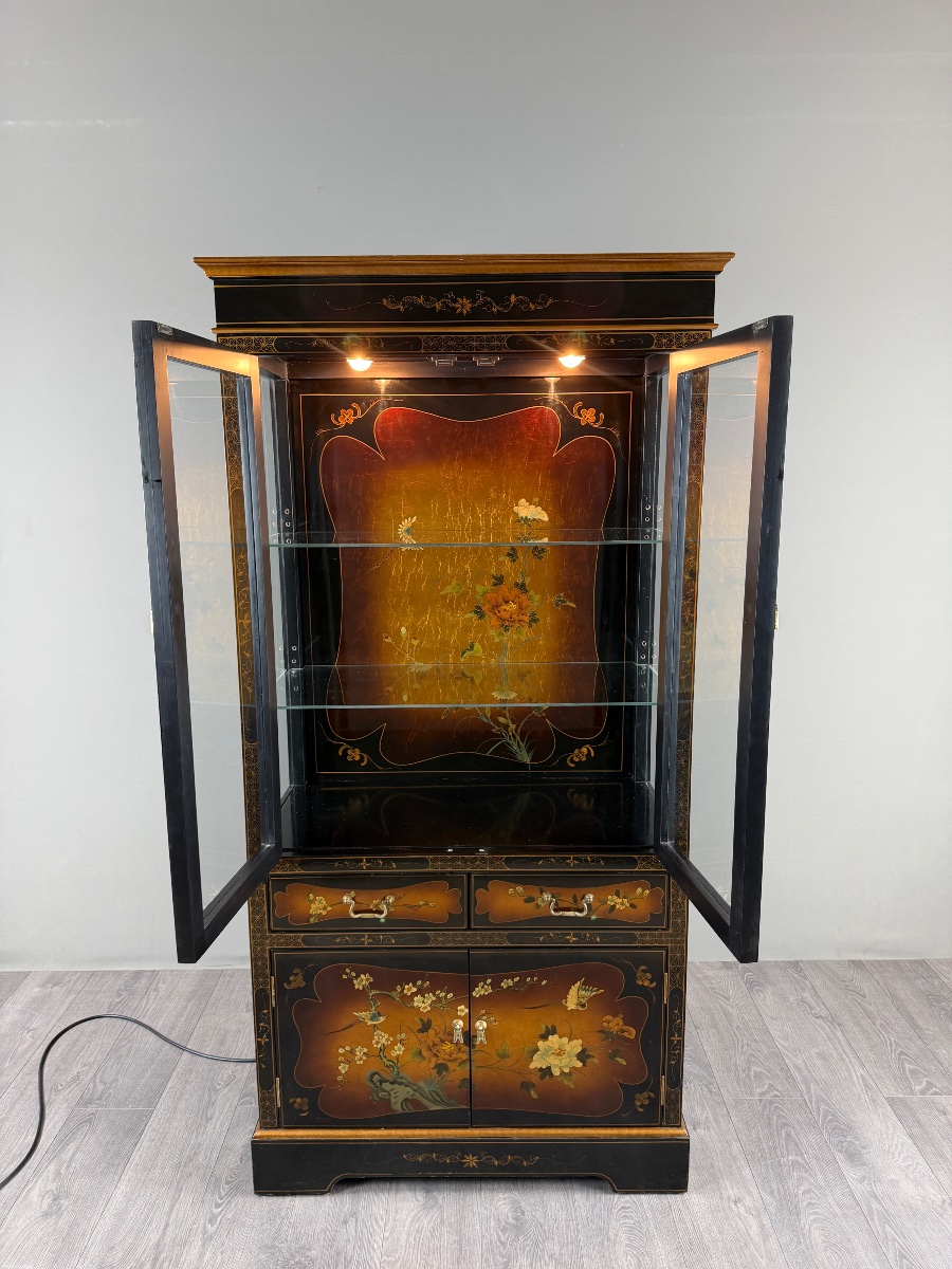 Vitrine chinoise laquée à décor floral et d’oiseaux, XXe Siècle-photo-2