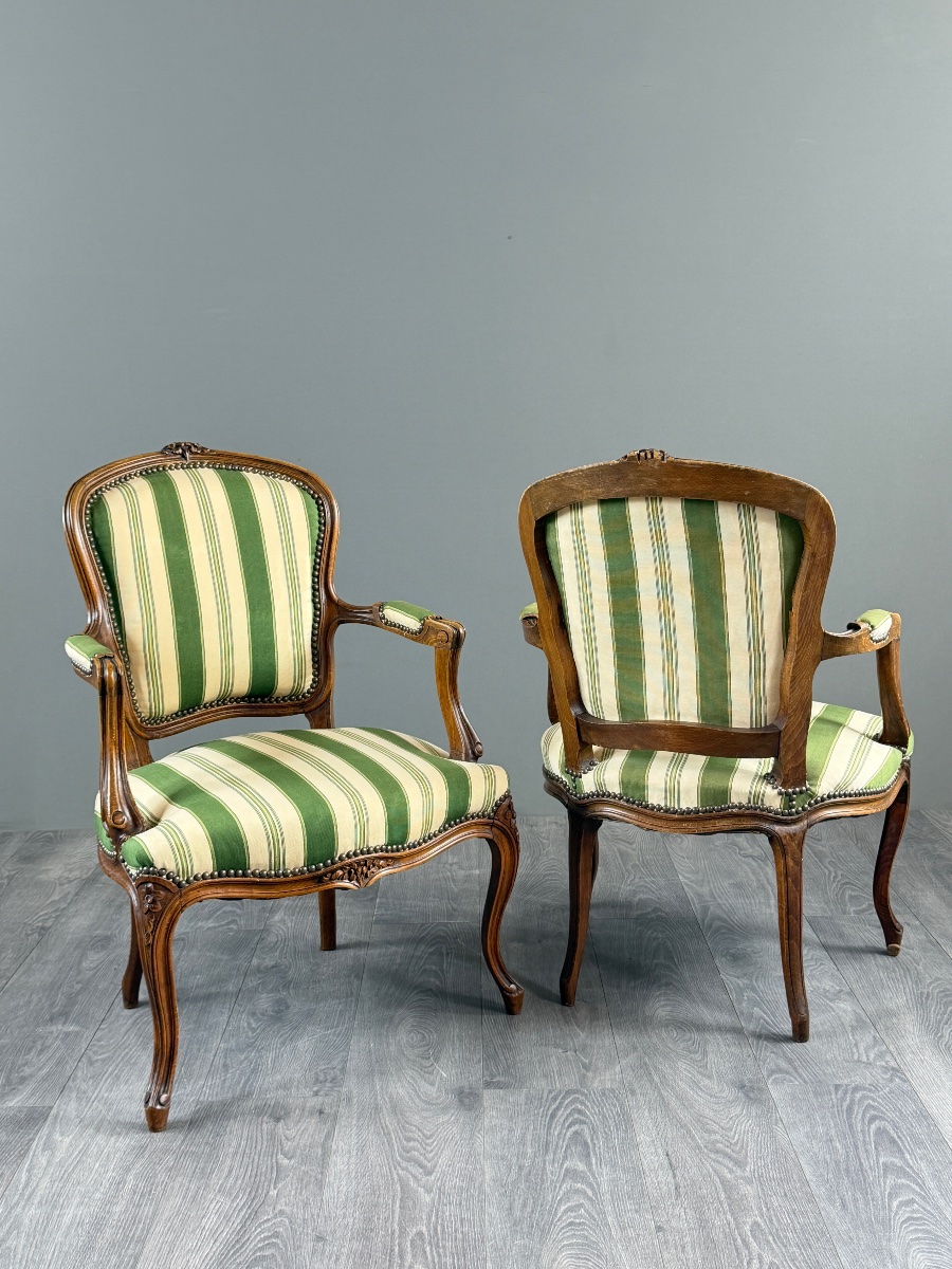 Pair Of Louis XV-style Armchairs In Carved Wood, 20th Century-photo-3