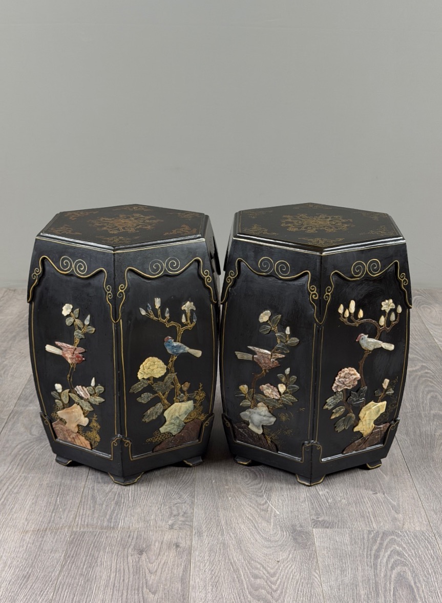 Pair Of Japanese-style Stools Made Of Black-lacquered Wood, 20th Century-photo-2