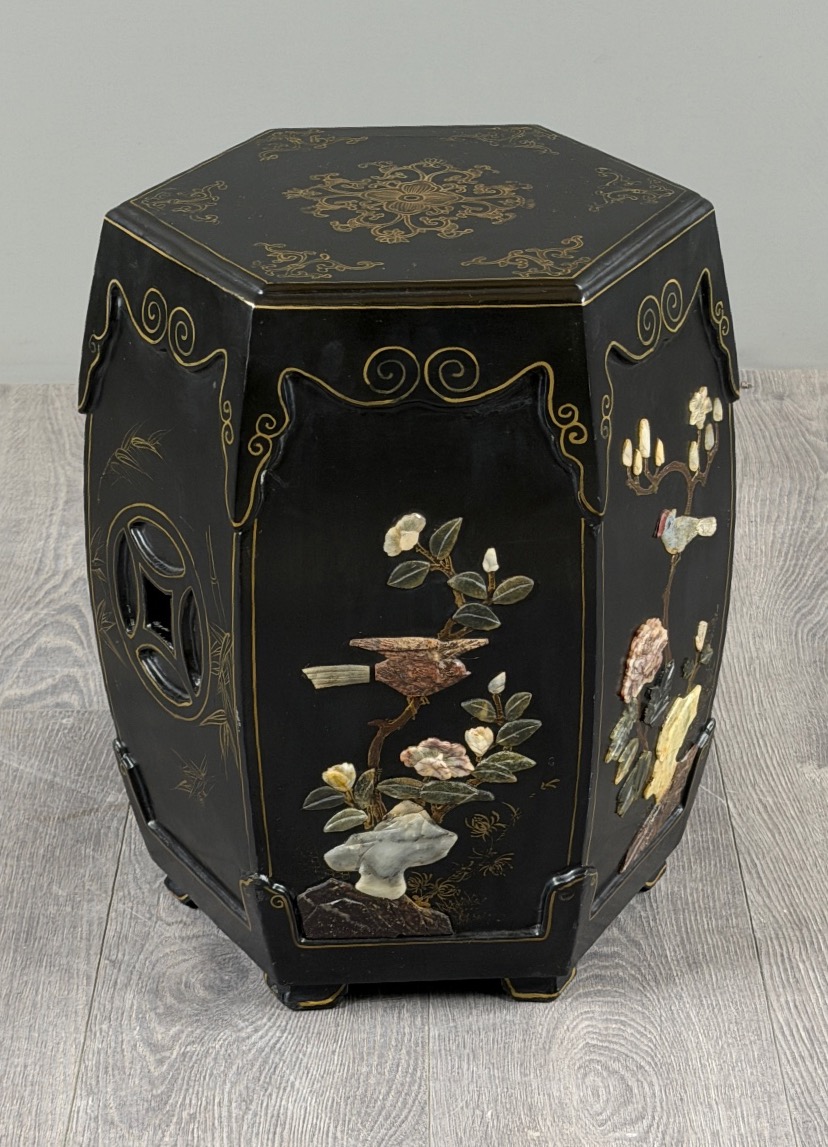 Pair Of Japanese-style Stools Made Of Black-lacquered Wood, 20th Century-photo-3