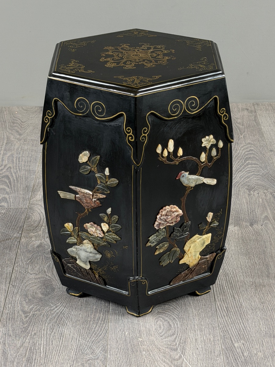 Pair Of Japanese-style Stools Made Of Black-lacquered Wood, 20th Century-photo-2