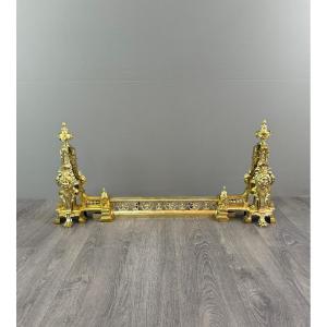 Paire de chenets en bronze doré, style Louis XVI, XIXe Siècle