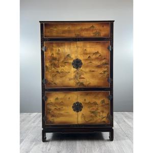 Cabinet en laque asiatique à décor de paysages et oiseaux, XXe Siècle