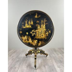 Japanese Folding Table Forming A Pedestal Table In Lacquered Wood And Gilded Decoration, 19th Century