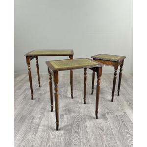 Suite Of 3 Nesting Tables In Wood And Green Leather, 20th Century