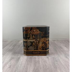 Cabinet japonais en laque noire, XIXe siècle