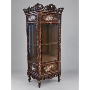 Vietnamese Display Cabinet Made Of Carved Exotic Wood With Mother-of-pearl Inlays, 20th Century