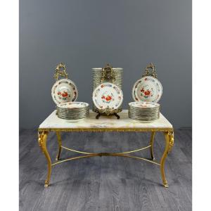 Service de 60 assiettes en porcelaine de Limoges,Raynaud & Cie, décor Vieux Chine, XXe Siècle