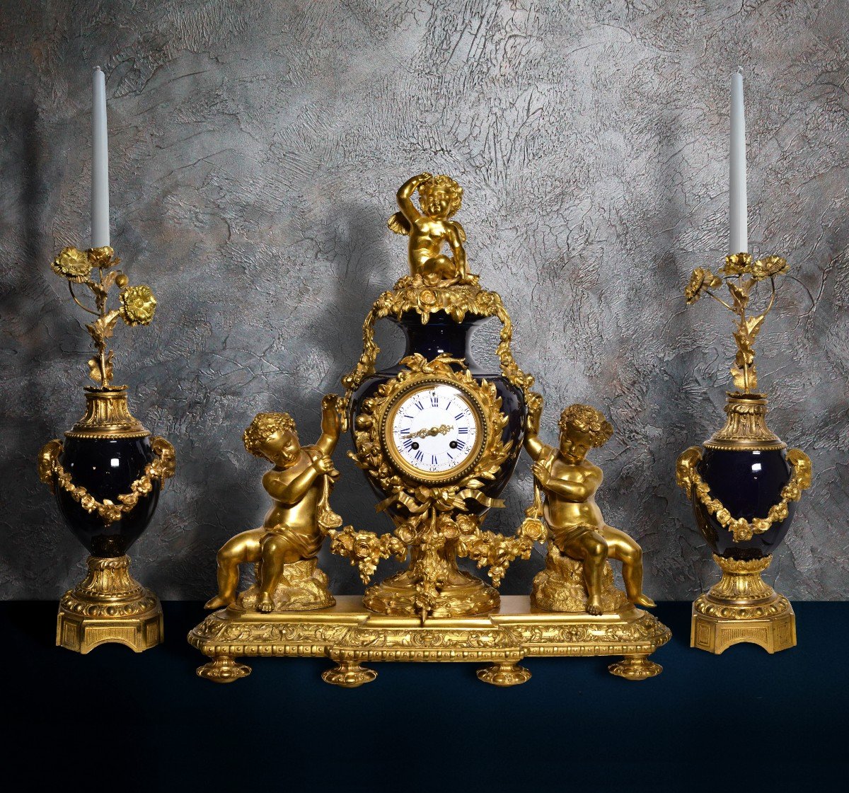 Pendule Style Louis XVI 2 Cadrans Bronze Doré Et Porcelaine De Sèvres XIXe Siècle