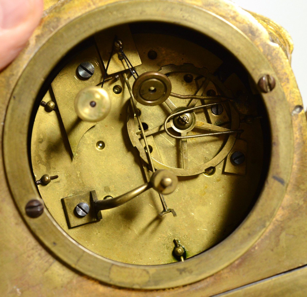 Fille Italienne Avec Mandoline Horloge Figurale Française En Bronze Doré 19ème Siècle-photo-2
