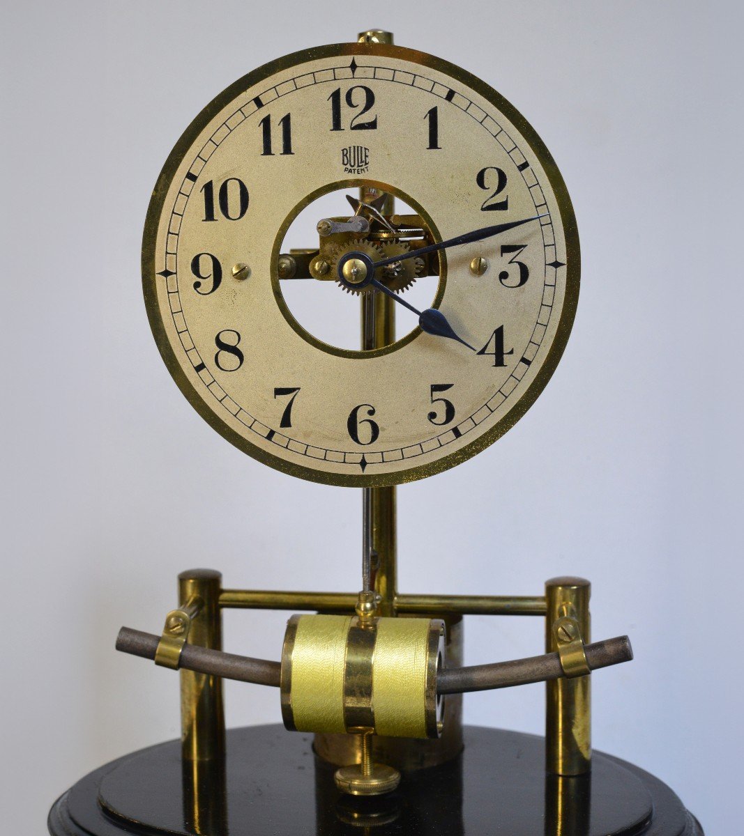 Horloge électrique Bulle Française Avec Dôme En Verre De Cristal Taillé Suédois C.1930 Art Déco-photo-2