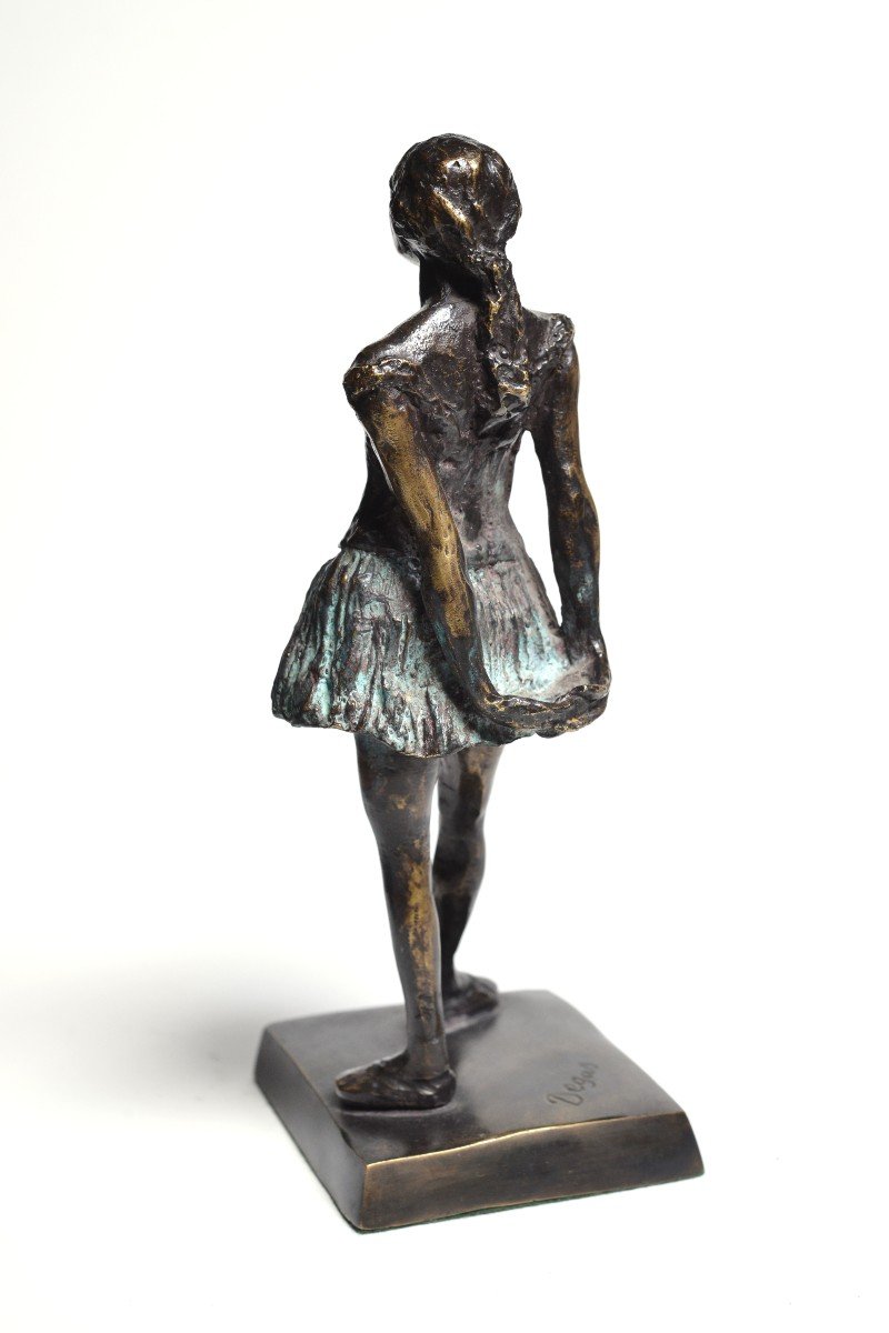 Figurine En Bronze Patiné Petite Danseuse De Quatorze Ans Par Degas 20e Siècle-photo-4