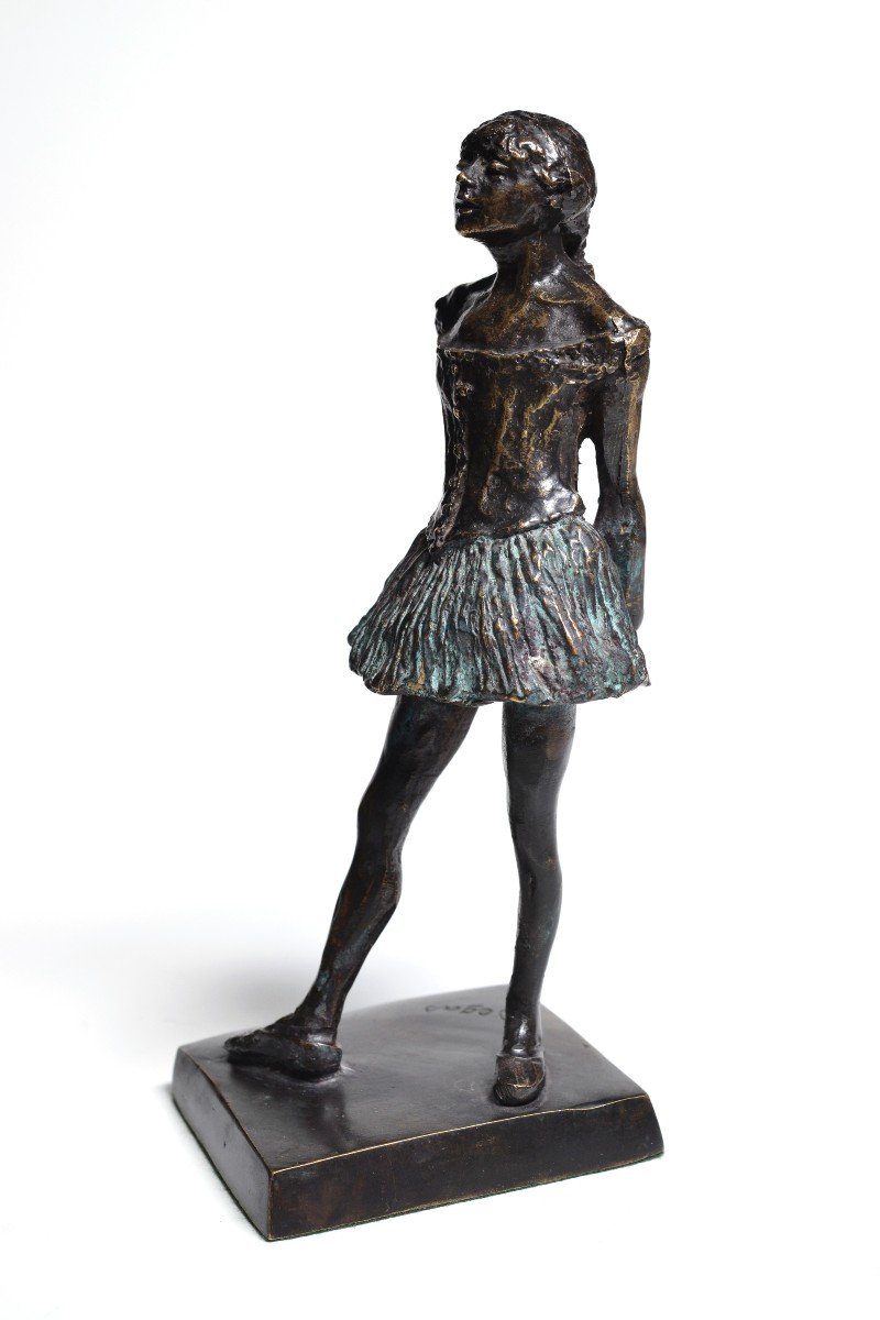Figurine En Bronze Patiné Petite Danseuse De Quatorze Ans Par Degas 20e Siècle