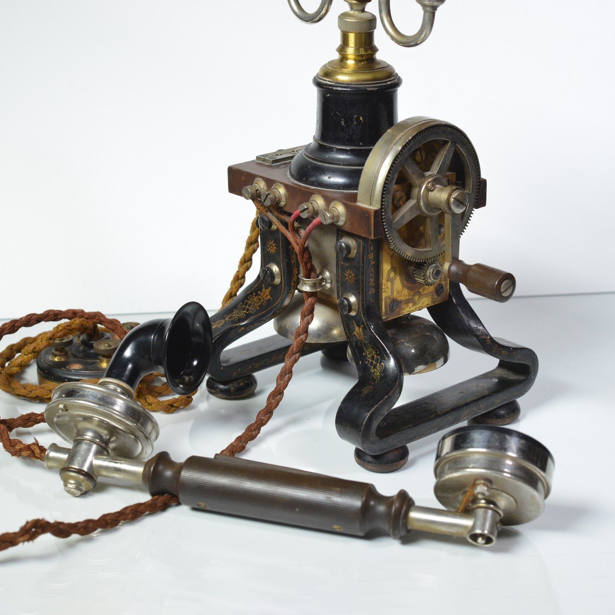 Téléphone Squelette En Fer Ancien L. M. Ericsson Ac 110 Taxen Eiffel Dachshund #2-photo-2