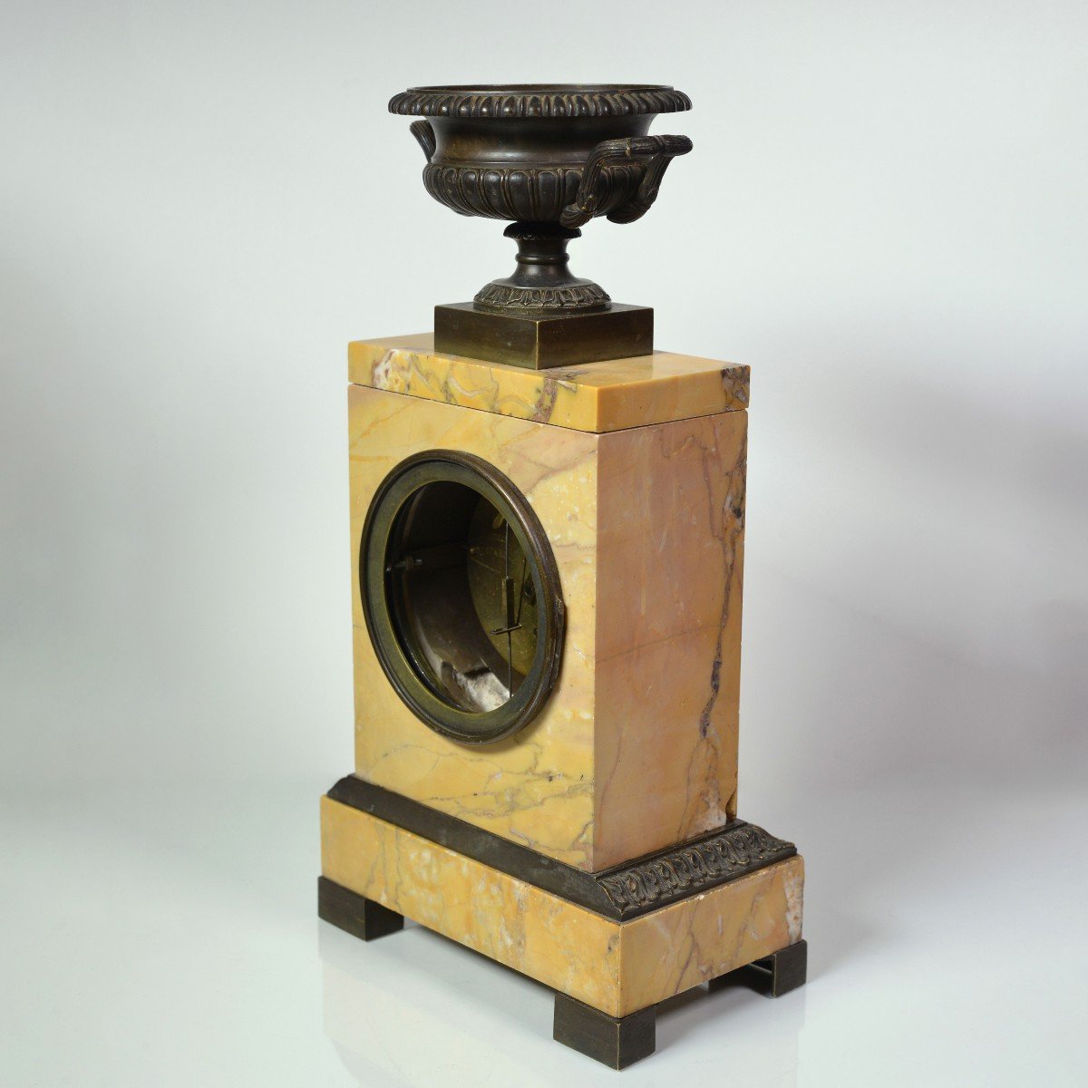 Pendule Antique En Bronze Et Marbre De Style Néoclassique Par Claude Hémon Début Du XIXe Siècle-photo-2