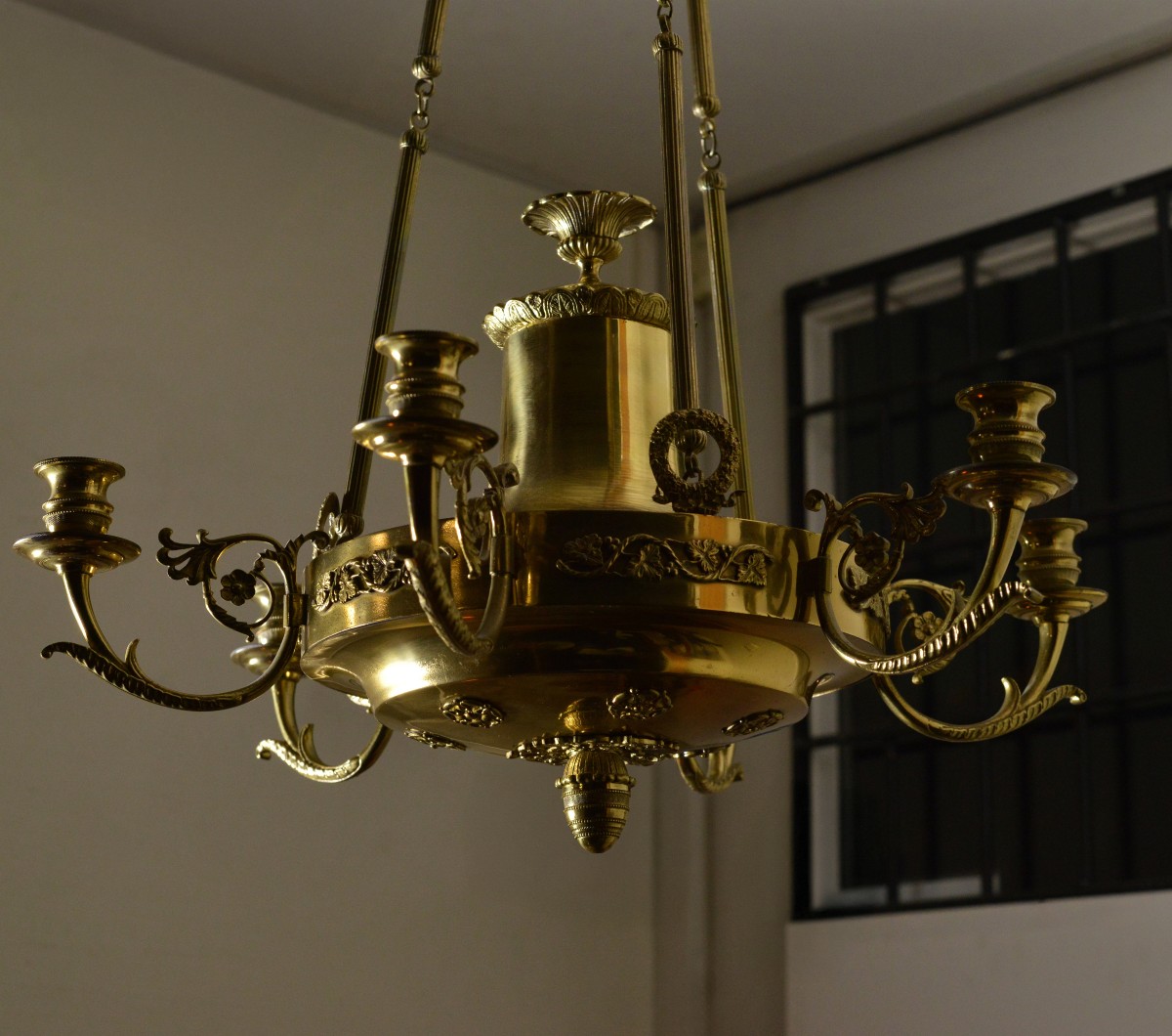 Antique 19th Century Empire Gilt Bronze Six Light Chandelier Floral Decoration-photo-4