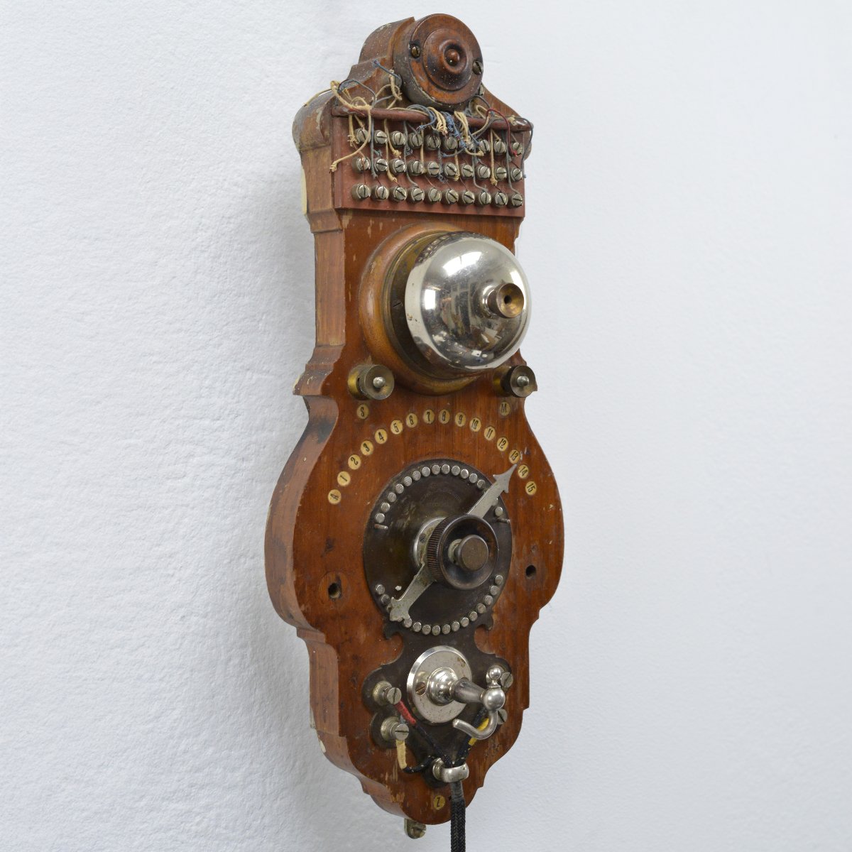 Antique Wooden Wall Intercom Telephone Switchboard By L.m. Ericsson Type Ha 100-photo-4