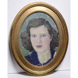 Blue-eyed Young Woman Portrait Framed Oval By Swedish Master Early 20th Century