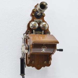 1918 Art Nouveau Swedish Wooden Wall Telephone Ericsson Model 305 Crank Magneto