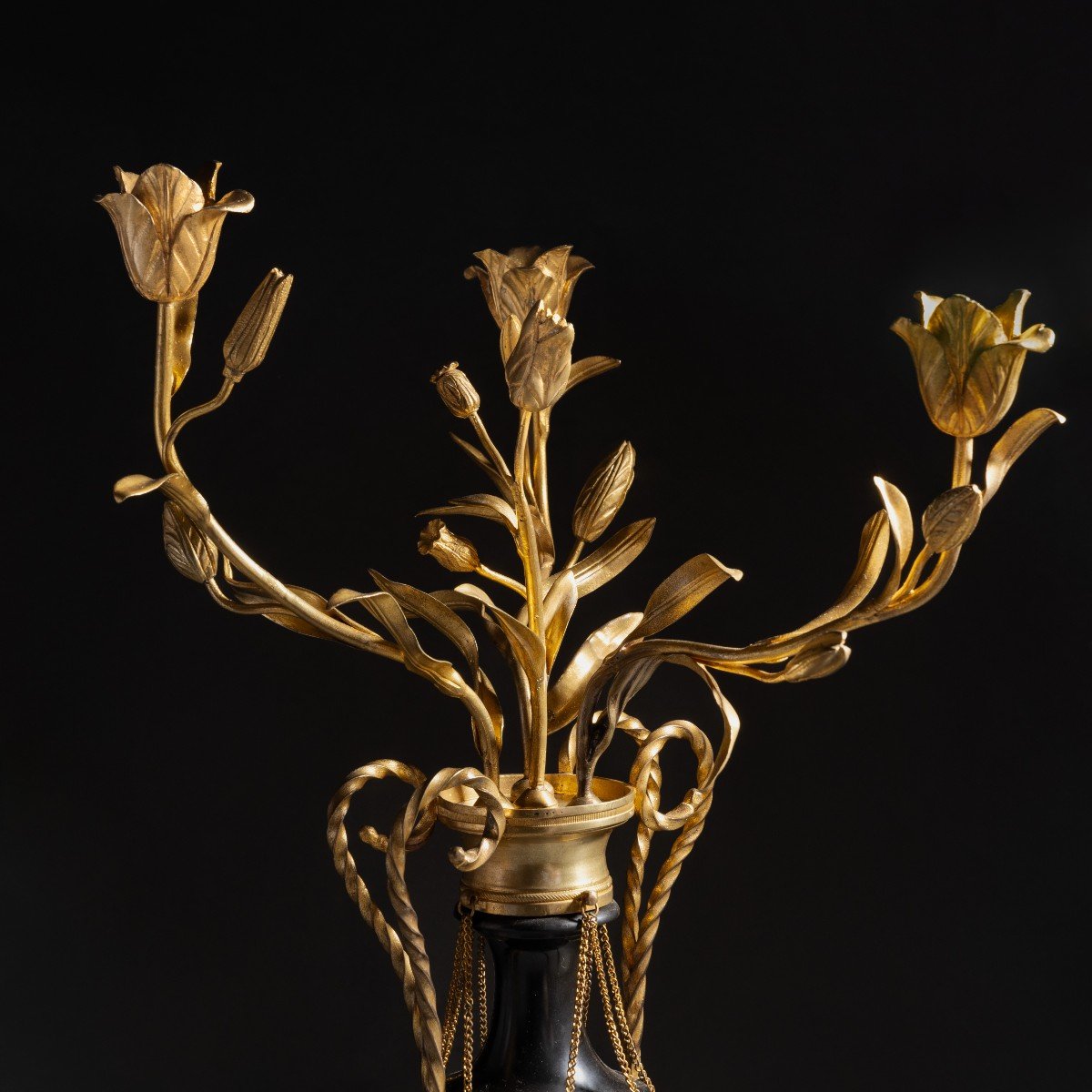 Paris, Late Louis XVI Period - Large Pair Of Bronze And Marble Floral Candelabras-photo-2
