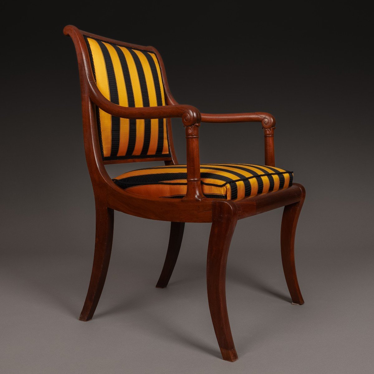 Jacob Desmalter - fauteuil impérial en acajou et soie Pelle - vers 1810