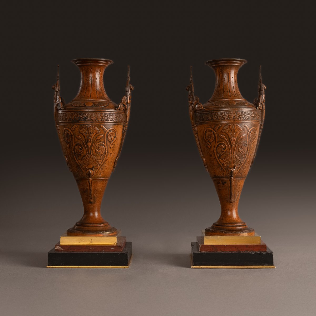 Egyptomanie - Rare Pair Of Bronze And Marble Vases By Servant, Circa 1860-photo-2