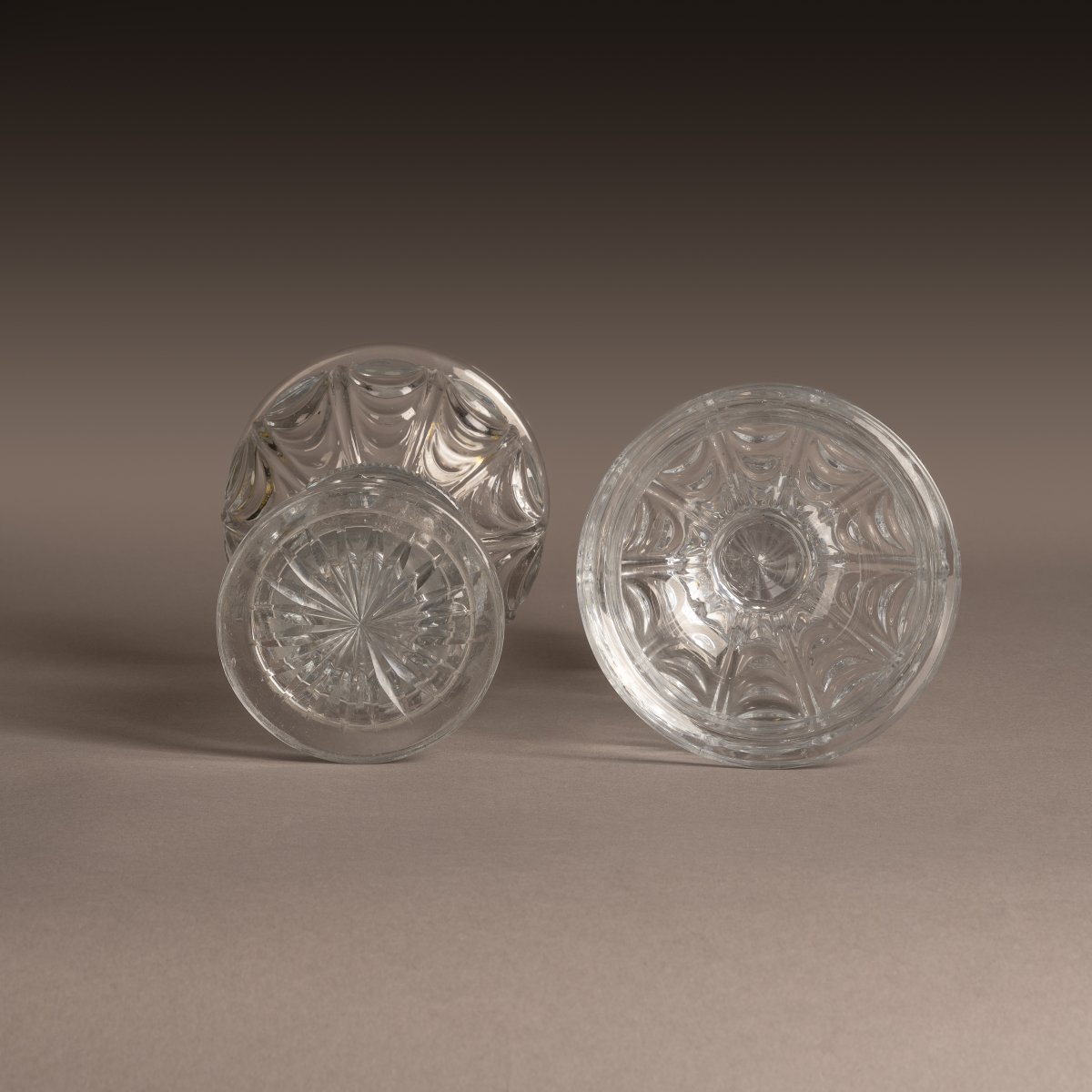 Le Creusot, vers 1830 - paire de coupes en cristal - draperies forme Médicis -photo-2
