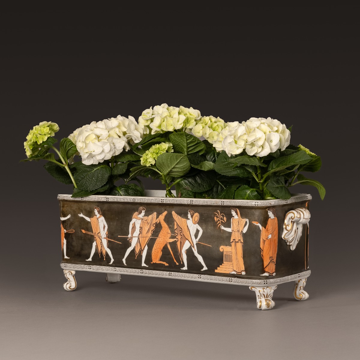 Hill Pottery, Staffordshire circa 1860 - importante jardinière d'après Hancarville