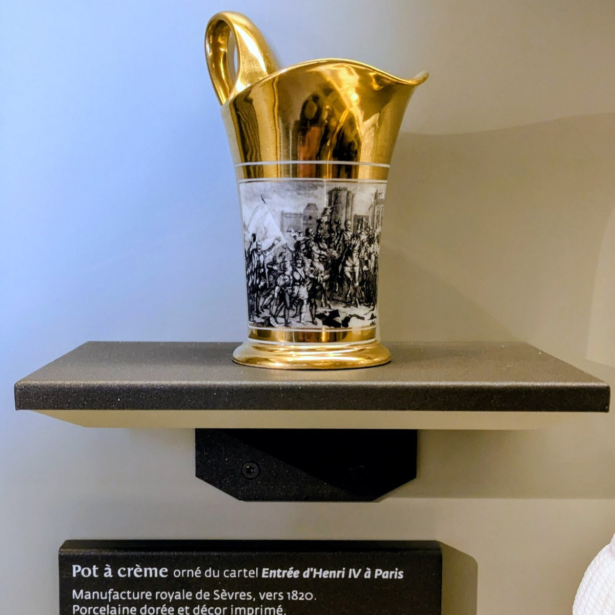 Sèvres et Paris, vers 1820 - tasse et soucoupe d'après Gérard "l'entrée d'Henri IV à Paris" -photo-4