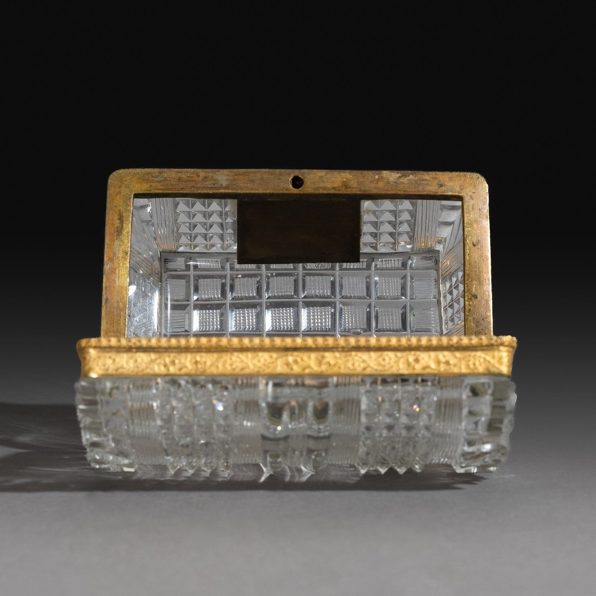 Le Creusot, Circa 1820 - Ormoulu Mounted Crystal Box - Restoration Period-photo-4
