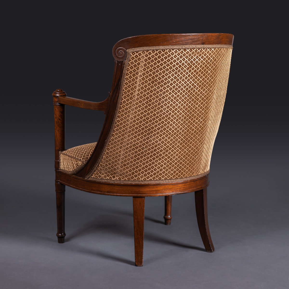 Jacob Desmalter - fauteuil gondole 'de bureau' en acajou - livré pour la  Mse de Montcalm -photo-1