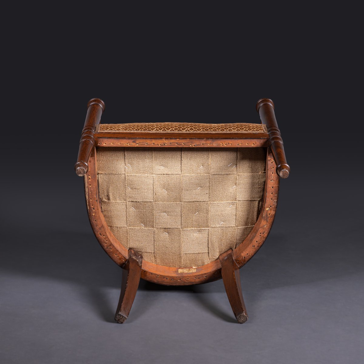 Jacob Desmalter - fauteuil gondole 'de bureau' en acajou - livré pour la  Mse de Montcalm -photo-6